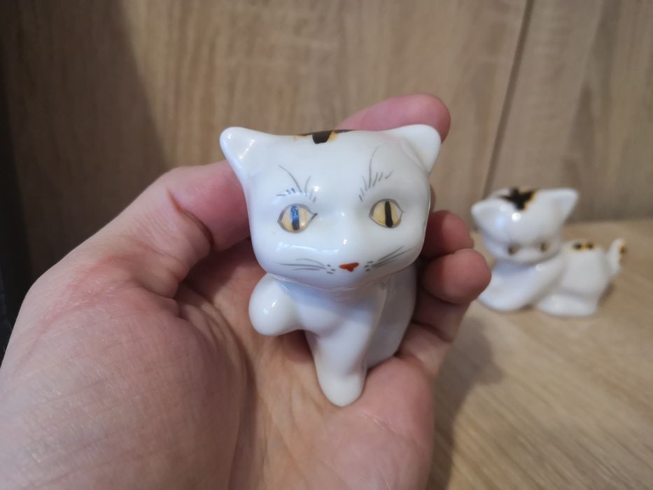 Dwa kotki, koty figurki