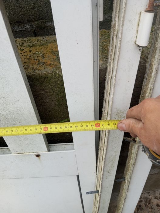 Portas em alumínio branco