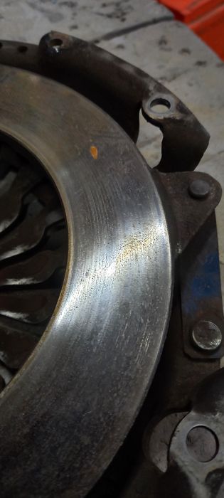 Корзина сцепления Дачия логан 1,6 мсв