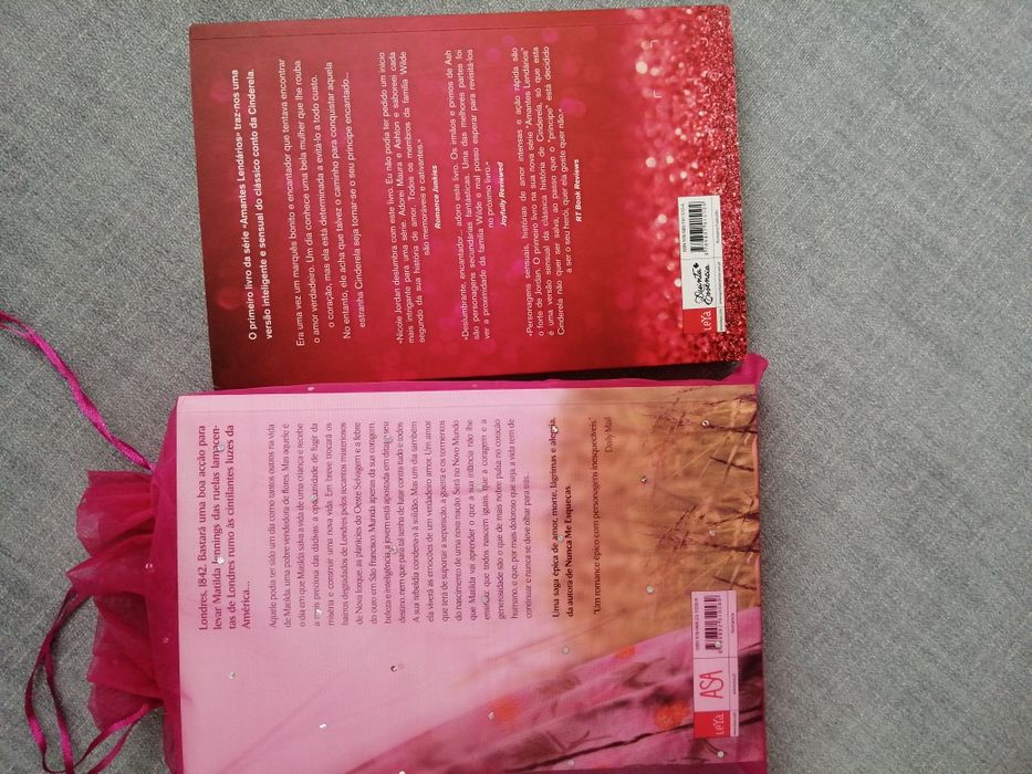 Livros com histórias cativantes.