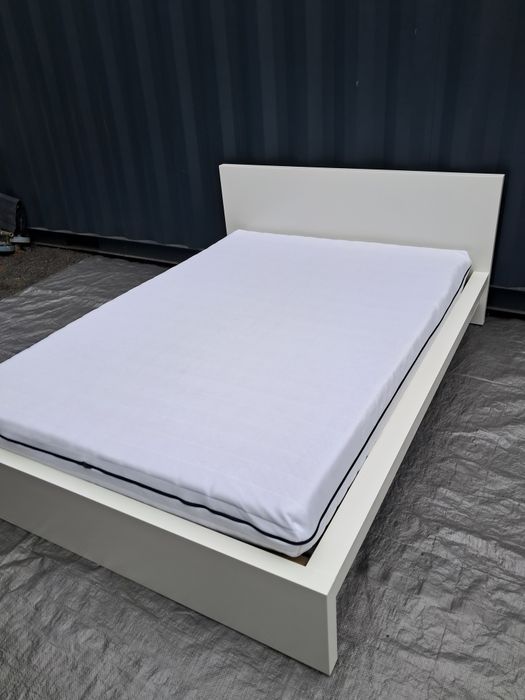 Łóżko Ikea Malm 140x200 kolor biały