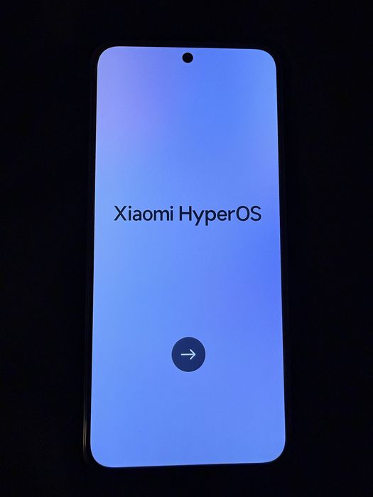Xiaomi 13 8/256gb, ładowarka 67w, etui spigen