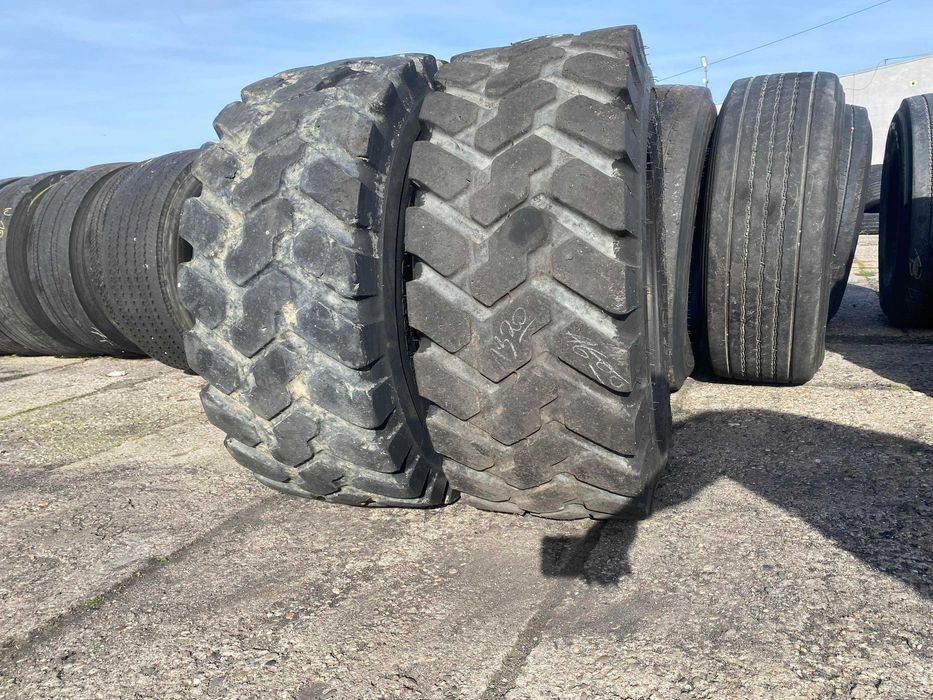 Opony Używane 400/70r20 Firestone Utility Radial 50% Bieżnika 16/70-20