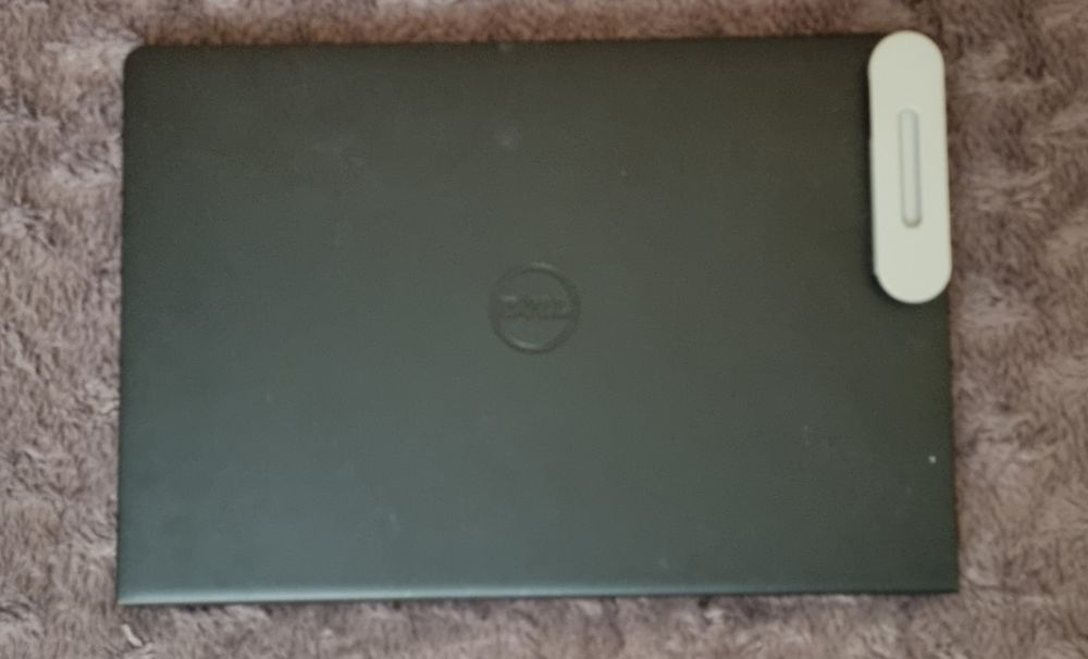 Laptop    Lenovo