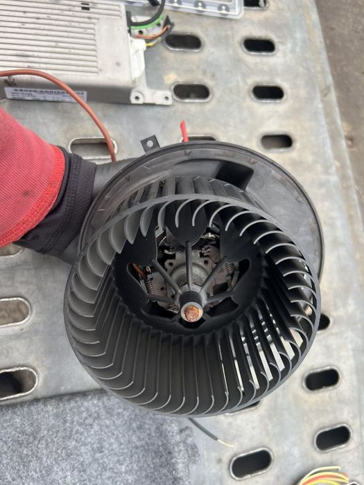 Dmuchawa wentylator Bmw e90 e91 e92 e93 e87 kompletna z opornica