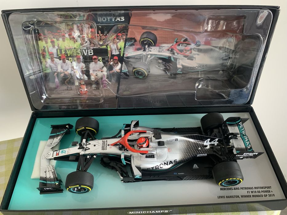 F1 minichamps 1:18 Lewis Hamilton