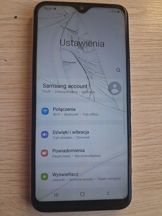 Telefon Samsung Galaxy A20E 3/32 gb Biały uszkodzony SM-A202F/DS