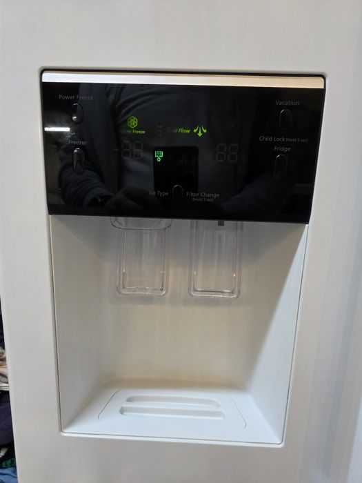 Frigorífico Samsung RSA1DTWP1/XES – Para Reparação