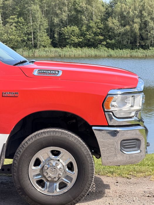 2019 Ram 2500,   6.4hemi, single cab, paka 250cm.