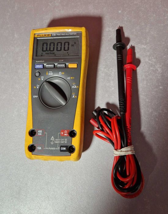 Multimetr tester miernik  FLUKE 179