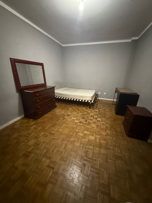 Quarto Disponivel ODIVELAS 400€