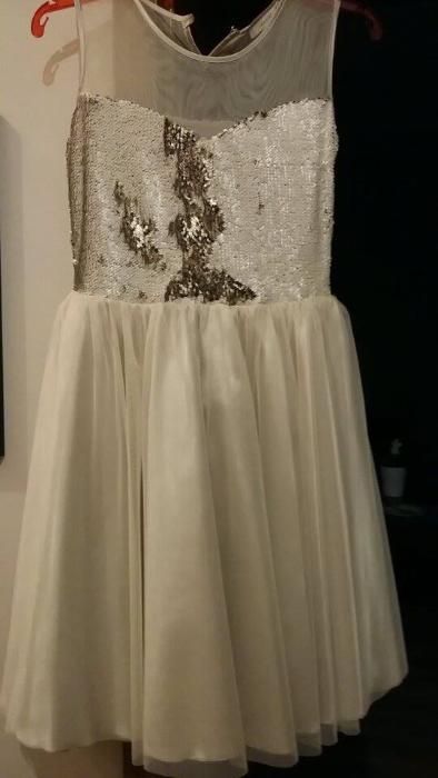 śliczna złoto-beżowa sukieneczka