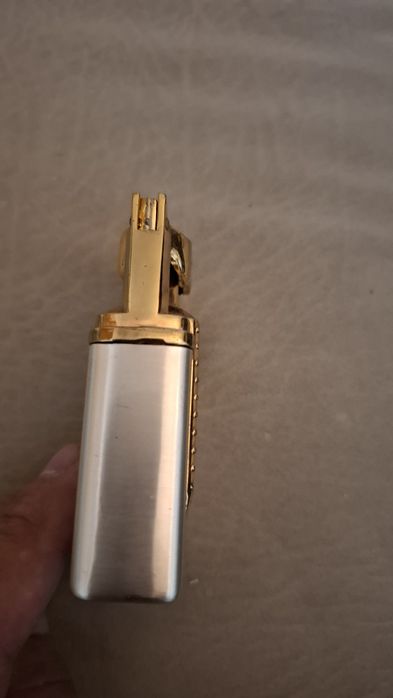 Isqueiro vintage em muito bom estado