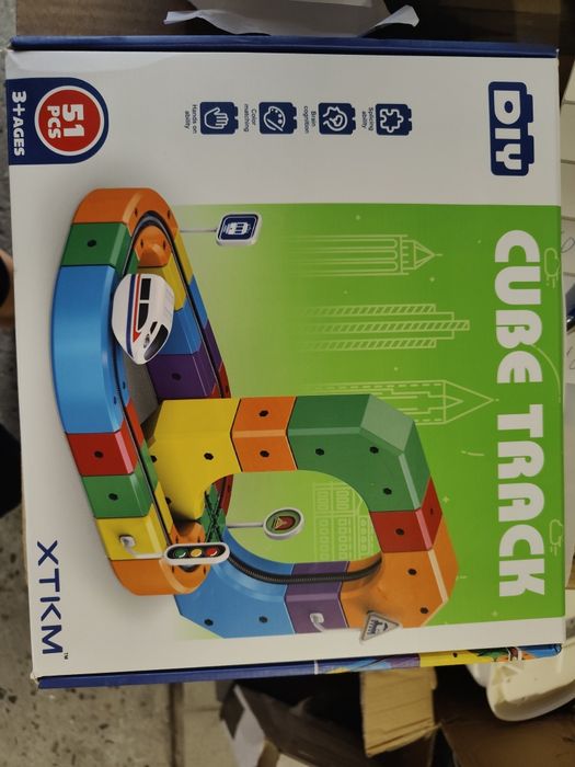Kolejka dla dzieci cube track
