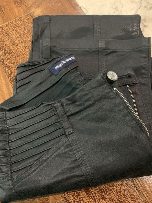 Roupa de marca. Roccobarocco. Trussardi. Just cavalli. Angelo marani. Moscchino. Entre outras. Calcas e partes de cima.