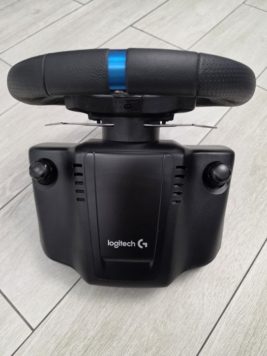Кермо Logitech G29 Driving Force + педалі, передачі.