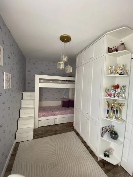 Продаж 2 кімн.квартира 110 м² 5/5 ц. Брюховичі 140000$