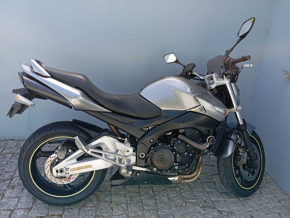 Suzuki GRS 600 2010