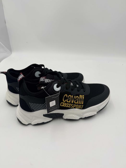 Sneakersy marki Cavalli Class Sport, model CM8635