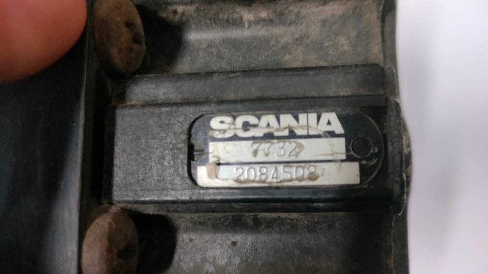 Zawór poduszek ECAS Scania R Wabco + mocowanie