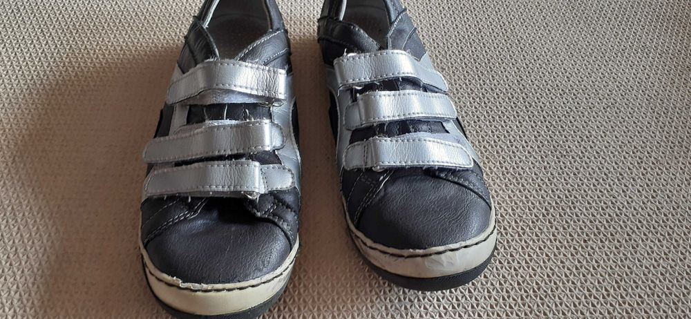 buty pantofle Kornecki r. 32 ( wkł. 20 cm )