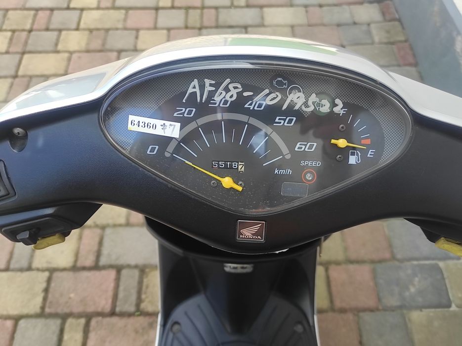 Honda dio af 68 (Хонда діо)