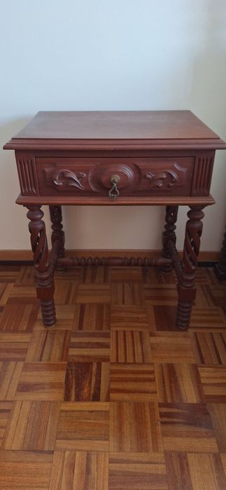 Mesas de cabeceira madeira vintage