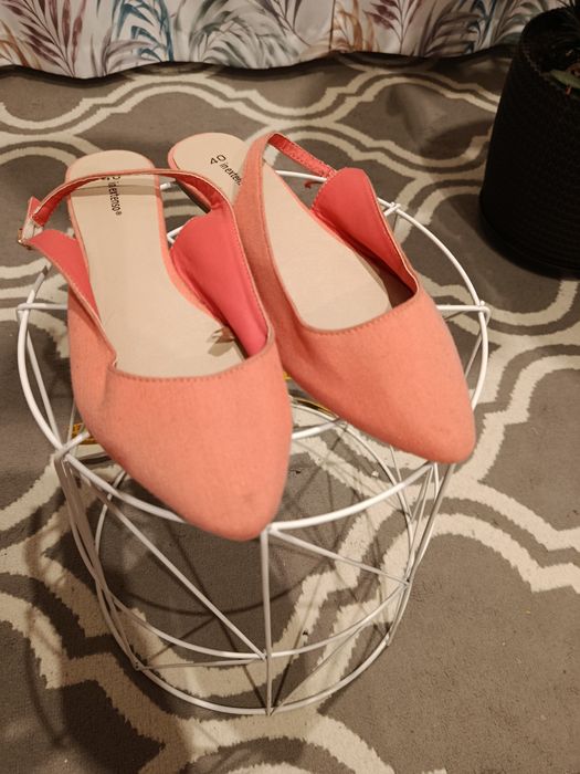 Buty w rozmiarze 40