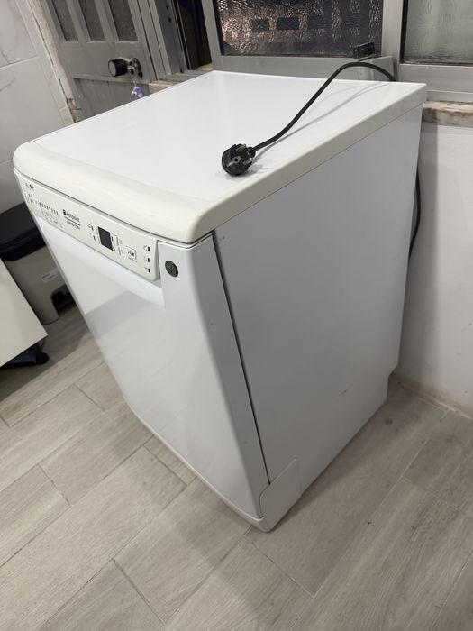 Maquina lavar loica Hotpoint