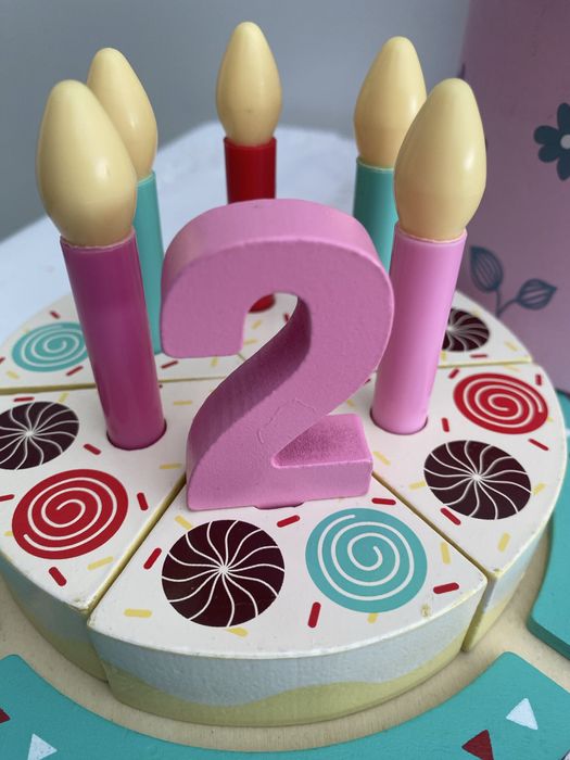 Conjunto de cha e bolo de aniversario