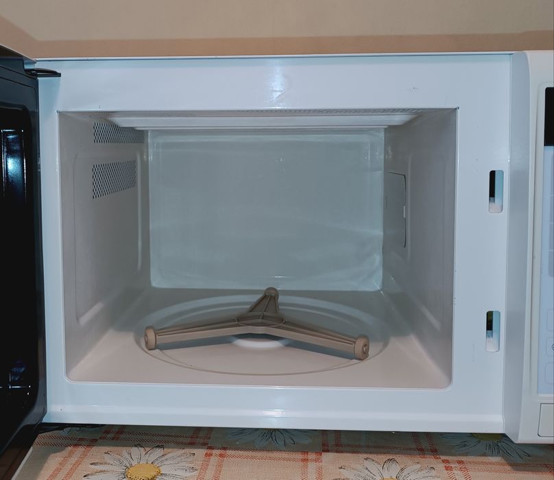 Микроволновка SHARP