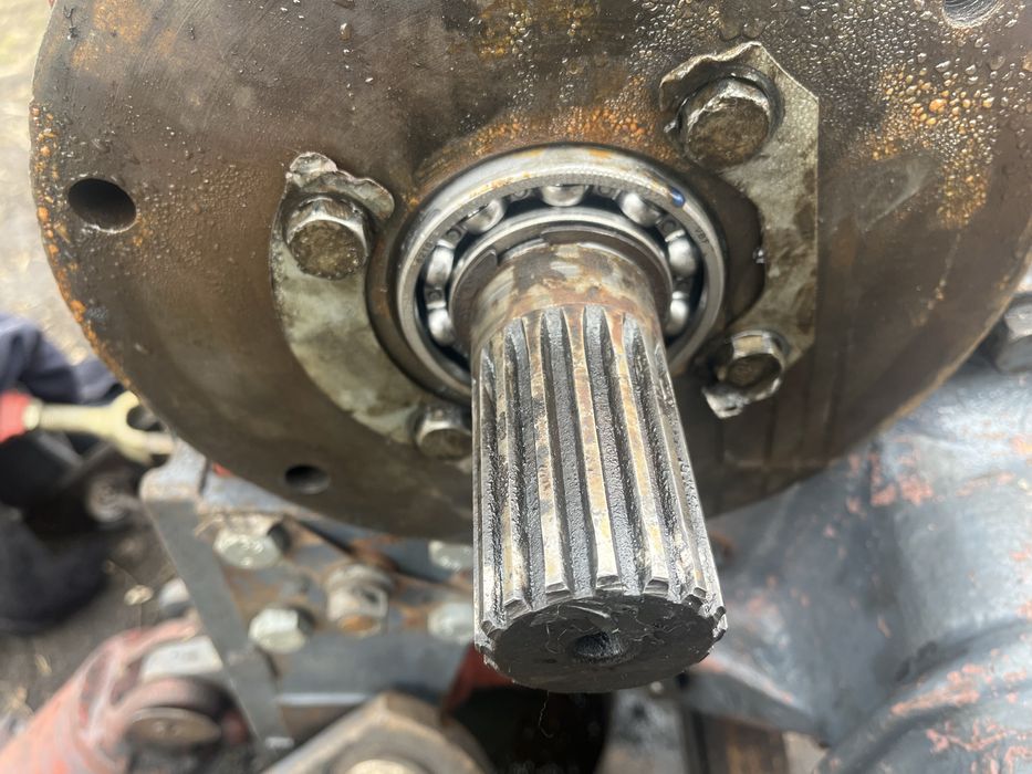 Трактор ЮМЗ 2004р.