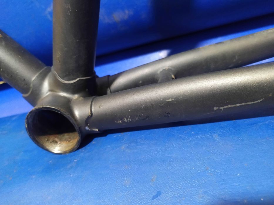 Рама 28, шоссейная стальная