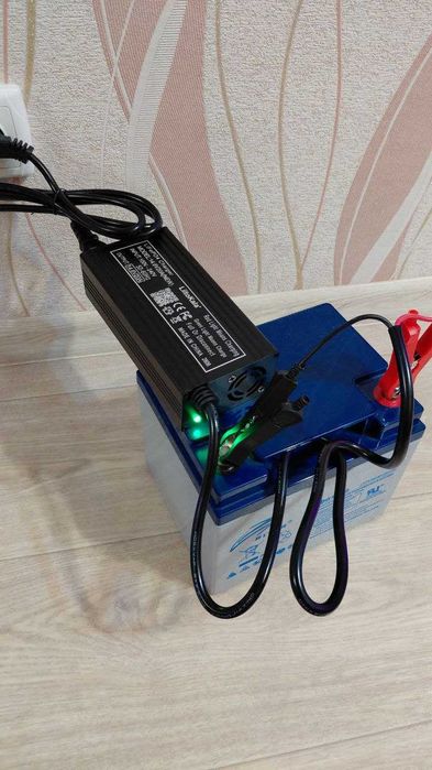 Розумний зарядний пристрій LiitoKala 14.6v 20a  для lifepo4