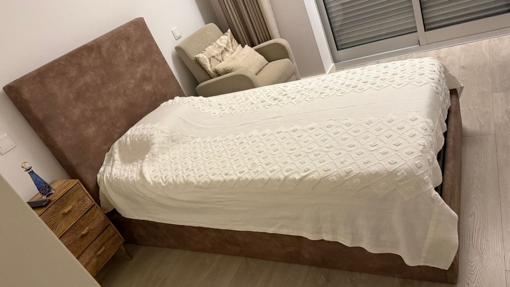 Cama Articulada como Nova