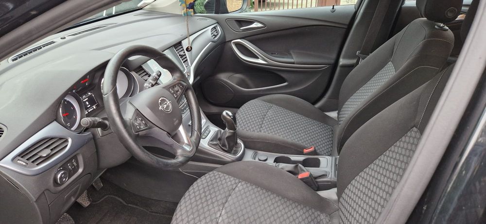 Opel Astra K Sports Tourer+ 1.6 CDTI 2017r