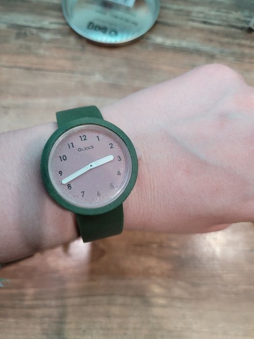 О clock пудра 2 ремінці S