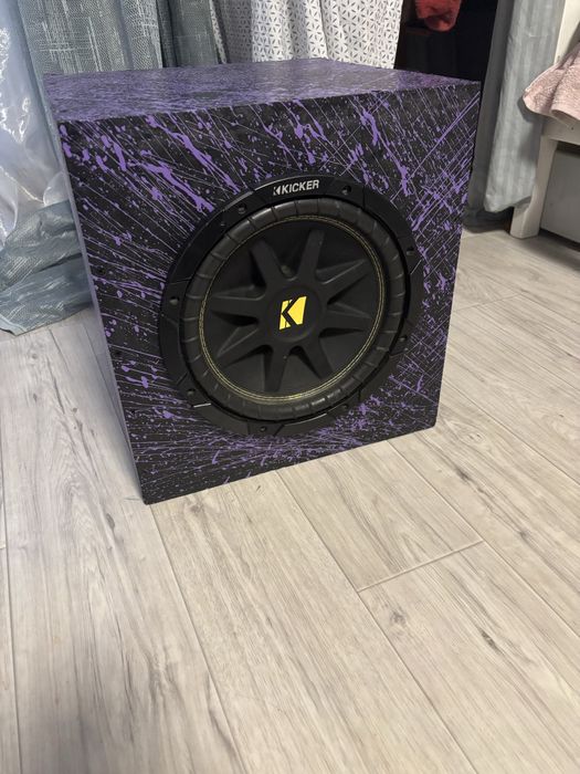 Сабвуфер Kicker 10 comp