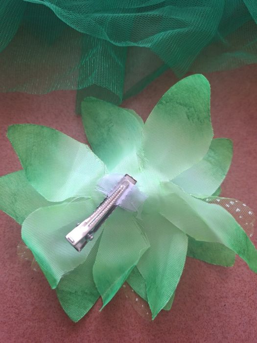 Conjunto fantasia verde brilhante novo