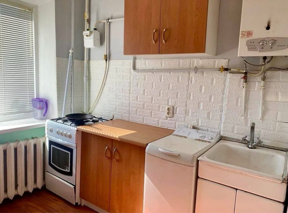 Продам однокімнатну квартиру.