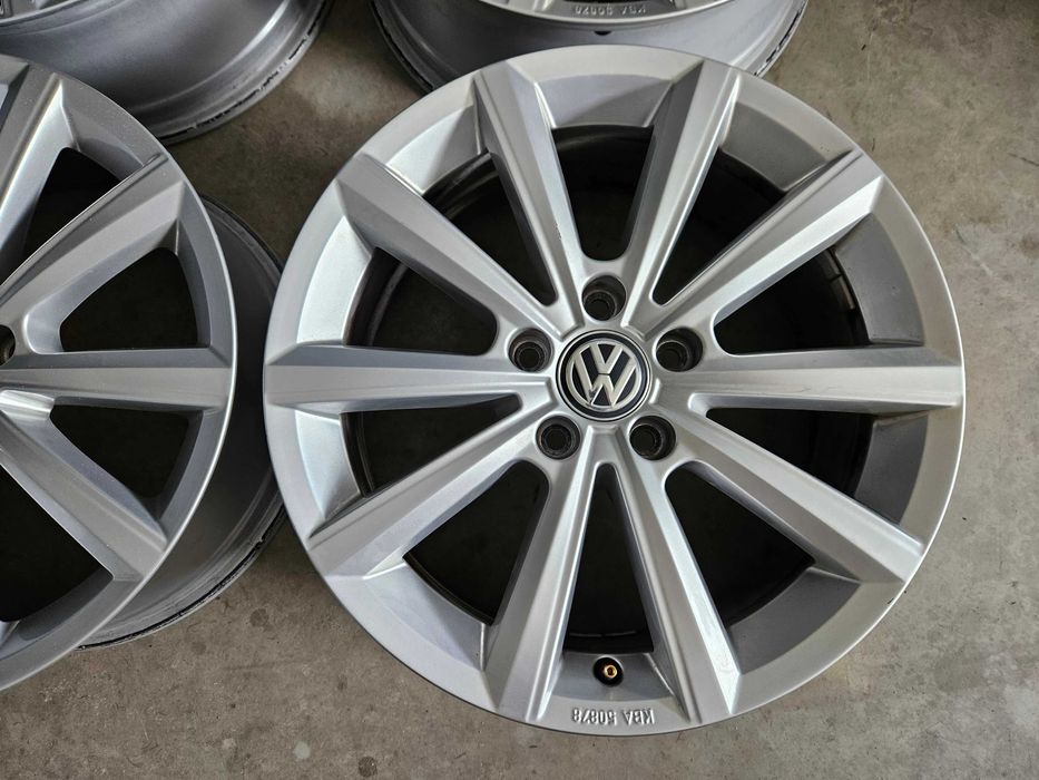 Alufelgi 17" 5x112 VW Passat B6 B7 B8 CC Golf VII Tiguan Touran Caddy