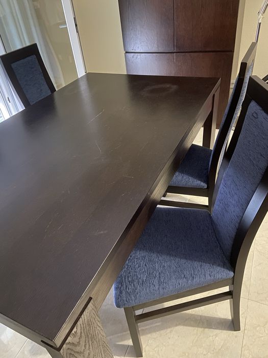 Mesa extensivel madeira macica com 4 cadeiras