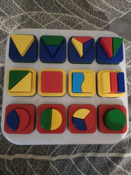 Стіл сортер, розвиваюча іграшка