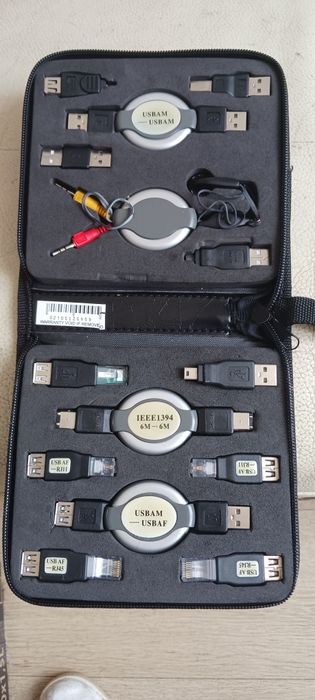 Bolsa com adaptadores vendo bolsa com varios adaptadores por não por l