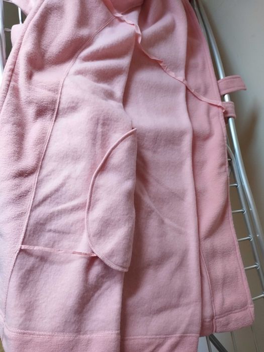 Robe Rosa com capuz
