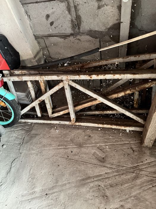 металеві ферми 4 шт 3,7 х 0,35 4 шт 4,7 х 0,35