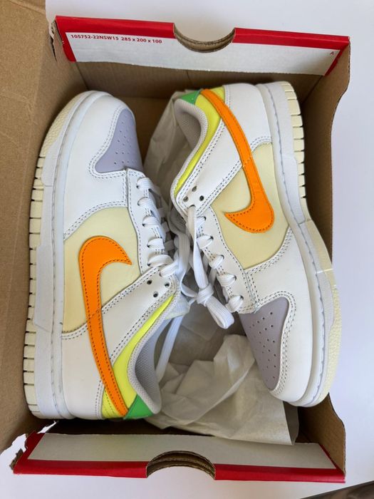 Nowe sneakersy buty unisex WMNS NIKE DUNK LOW kolorowe białe 36,5