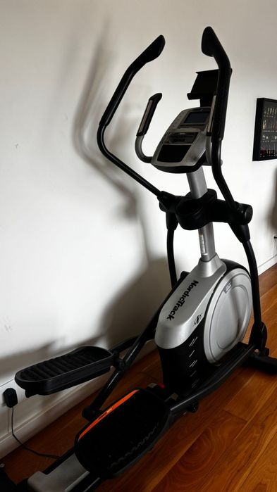 Elíptica Nordtrack em ótimo estado