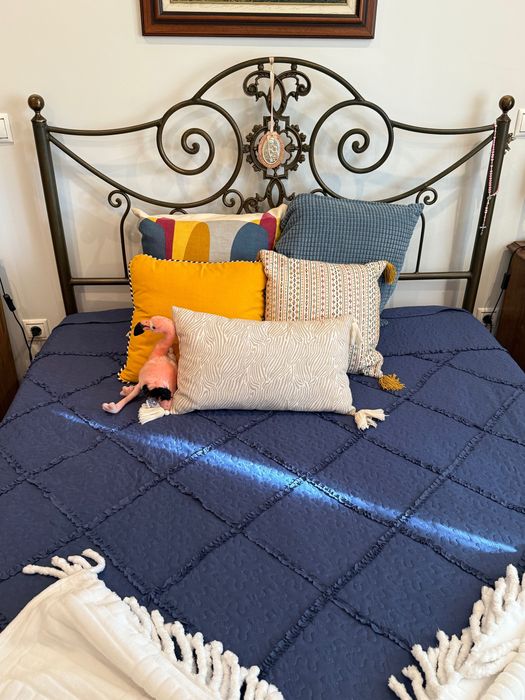 Cama de casal em ferro + colchão