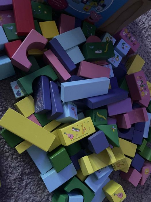 Klocki drewniane ciężarówka świnka peppa
